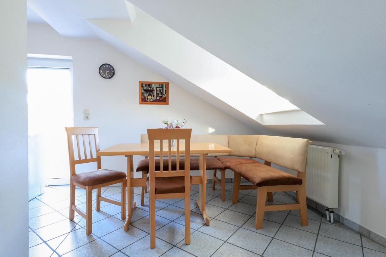 Ferienwohnung Altötting Unterneukirchen Exterior foto